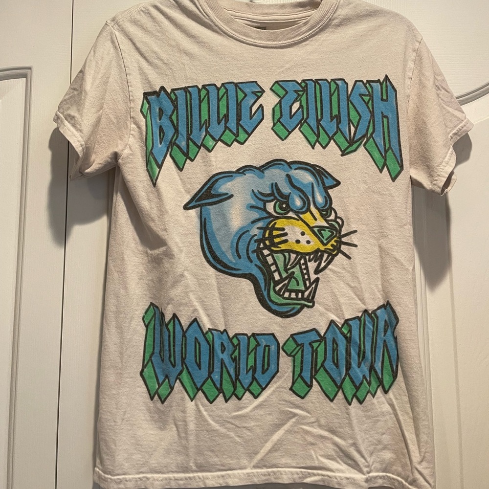 Billie band Tee